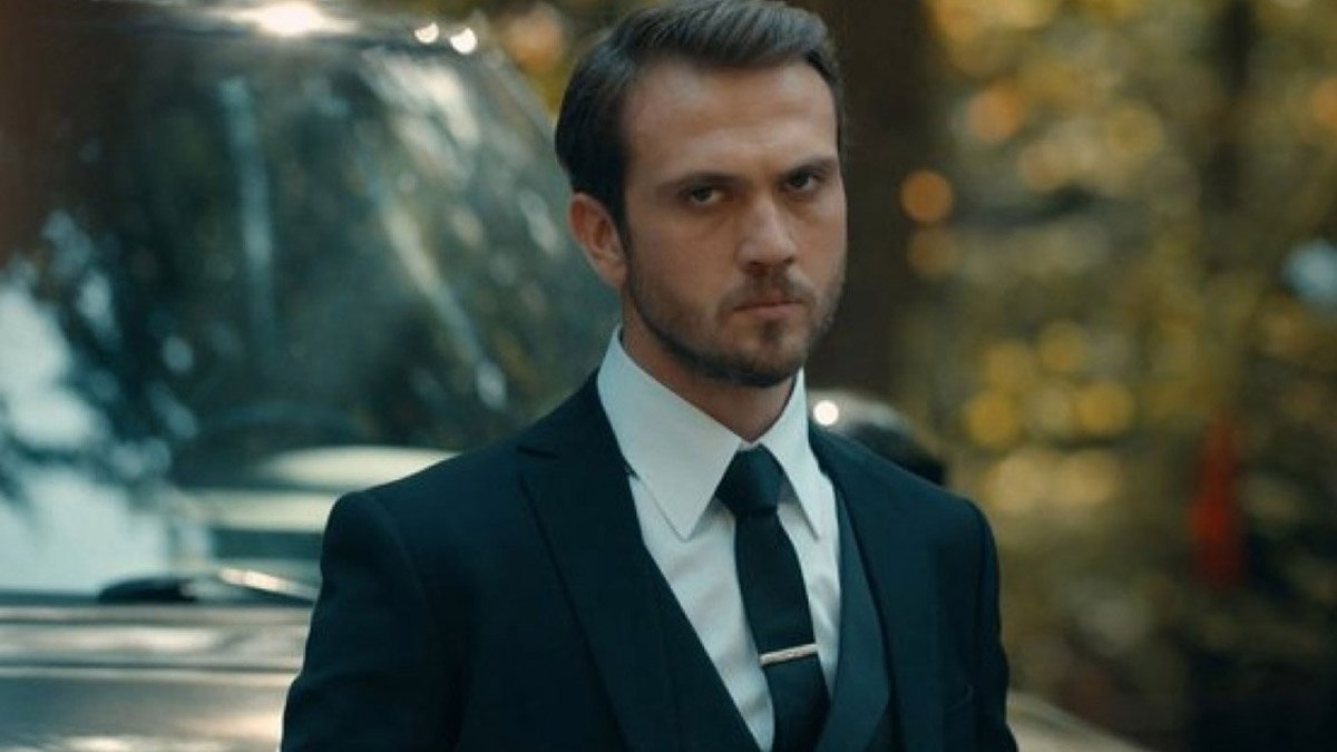 Çukur'un Yamaç'ı Aras Bulut İynemli'den flaş açıklama! Üç Kuruş dizisinde...