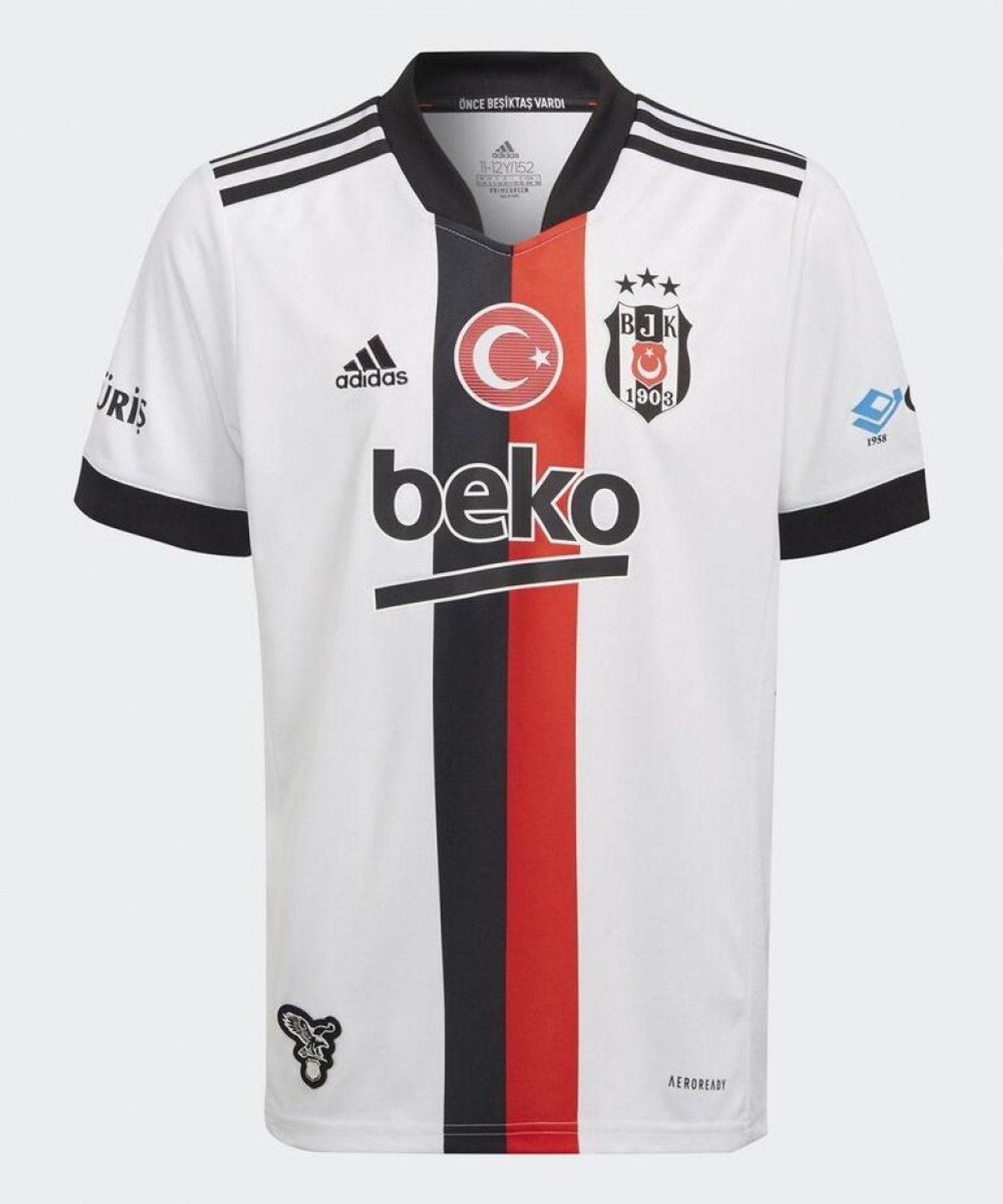 Beşiktaş yeni sezon formalarını tanıttı! Beşiktaş yeni sezon forma fiyatları ne kadar?