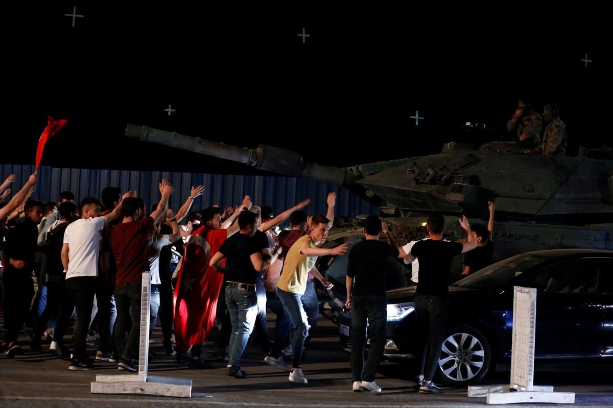 '15/07 Şafak Vakti' filmi 15 Temmuz'da vizyonda