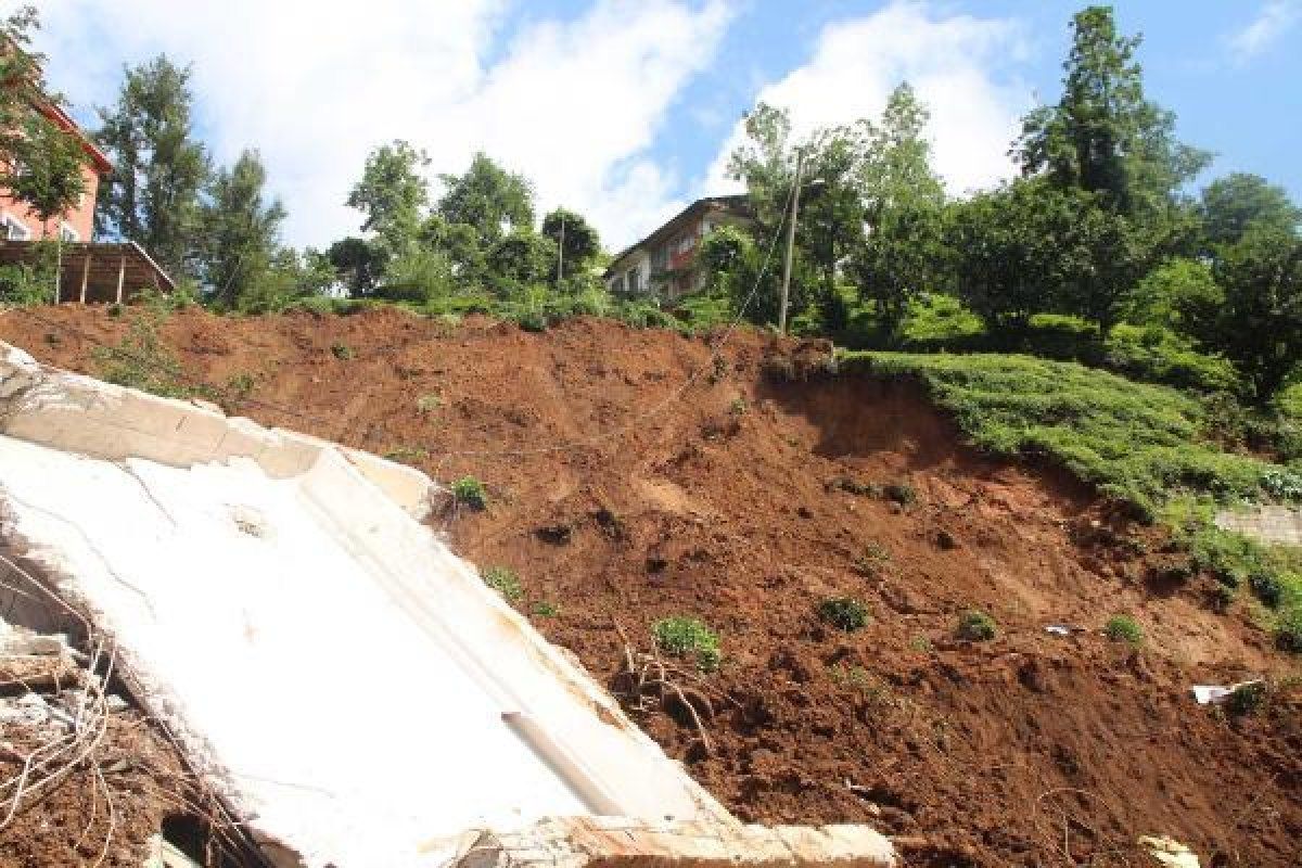 Rize'de sel felaketinde kaybolan iki kişi aranıyor
