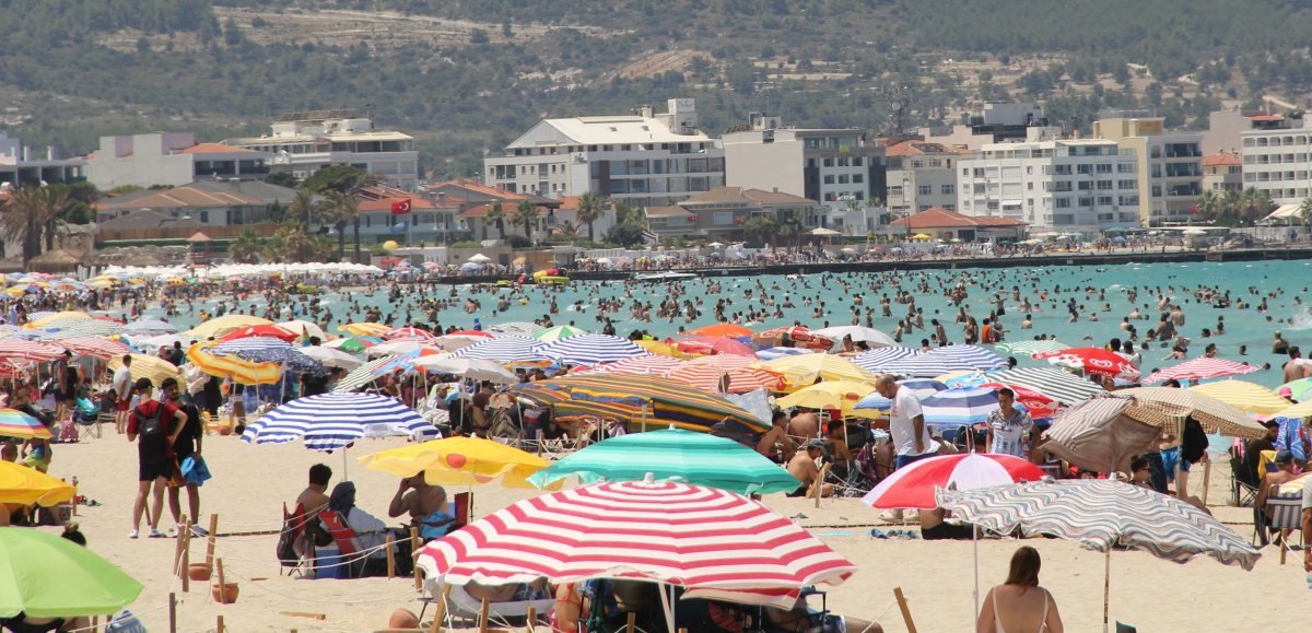 Tatil beldelerinin CHP'li başkanları yoğunluktan şikayetçi
