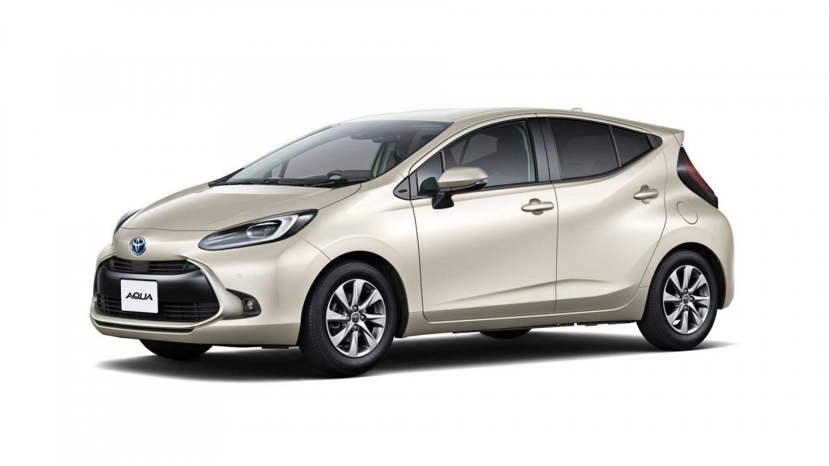 2022 Toyota Aqua, hibrit motor seçeneğiyle tanıtıldı
