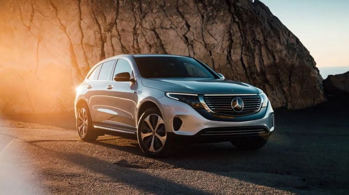 Mercedes, 40 milyar euro yatırımla tamamen elektrikliye geçiyor