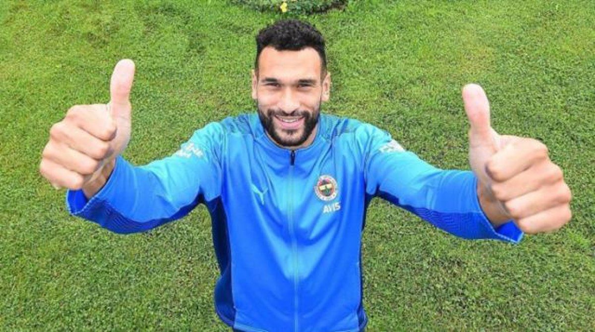 Fenerbahçe'de peş peşe ayrılıklar! Vitor Pereira, Steven Caulker'ı göndermek mi istiyor?