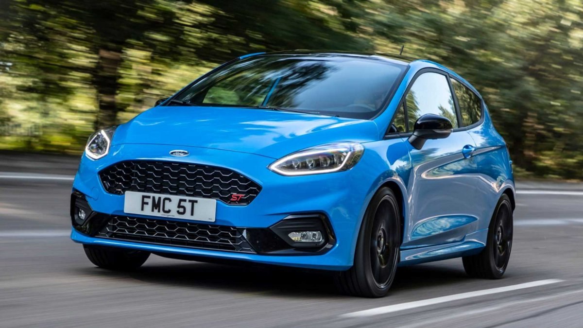 Ford, çip tedarik sorunları nedeniyle Almanya'da üretimi durduruyor