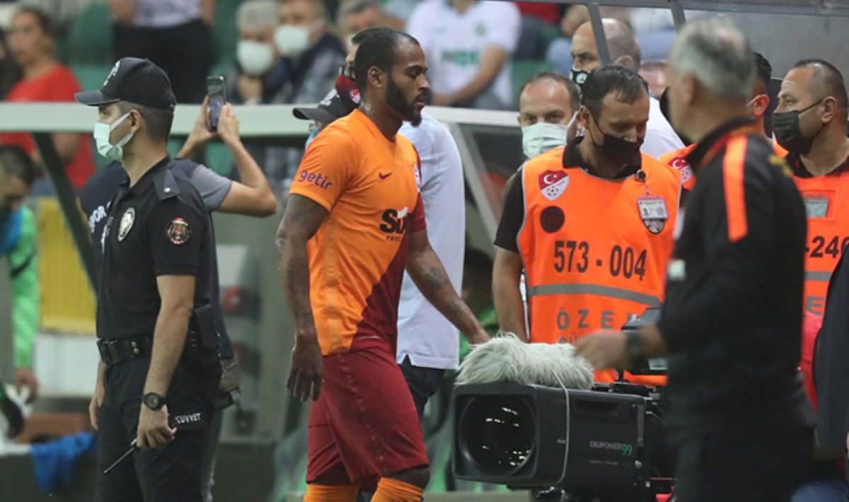 Galatasaray-Randers maçının kamp kadrosu açıklandı! O isim kafilede yok..