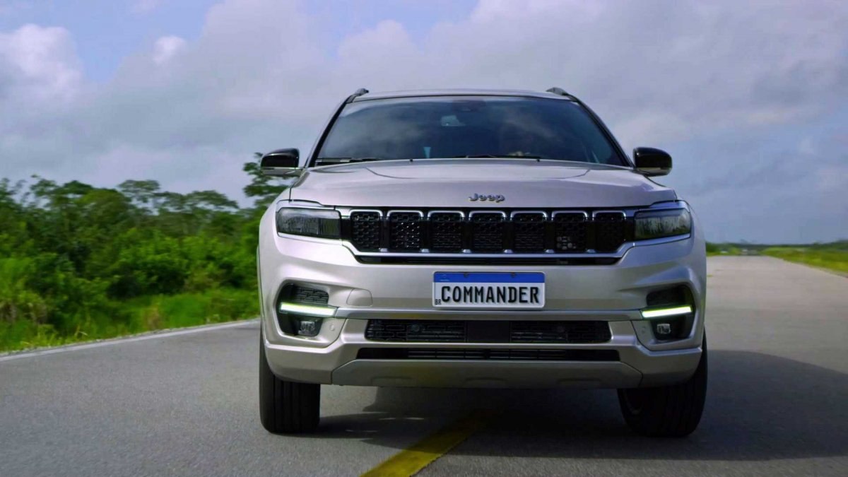 Compass'e büyük kardeş geldi: Yeni Jeep Commander tanıtıldı