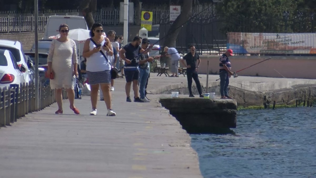 İstanbul'da nem bunalttı, sahile akın ettiler