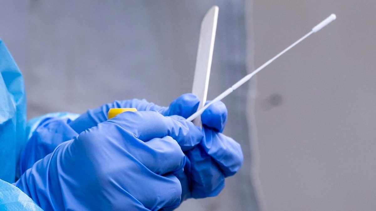 Tek doz aşı olanlara PCR testi zorunlu mu