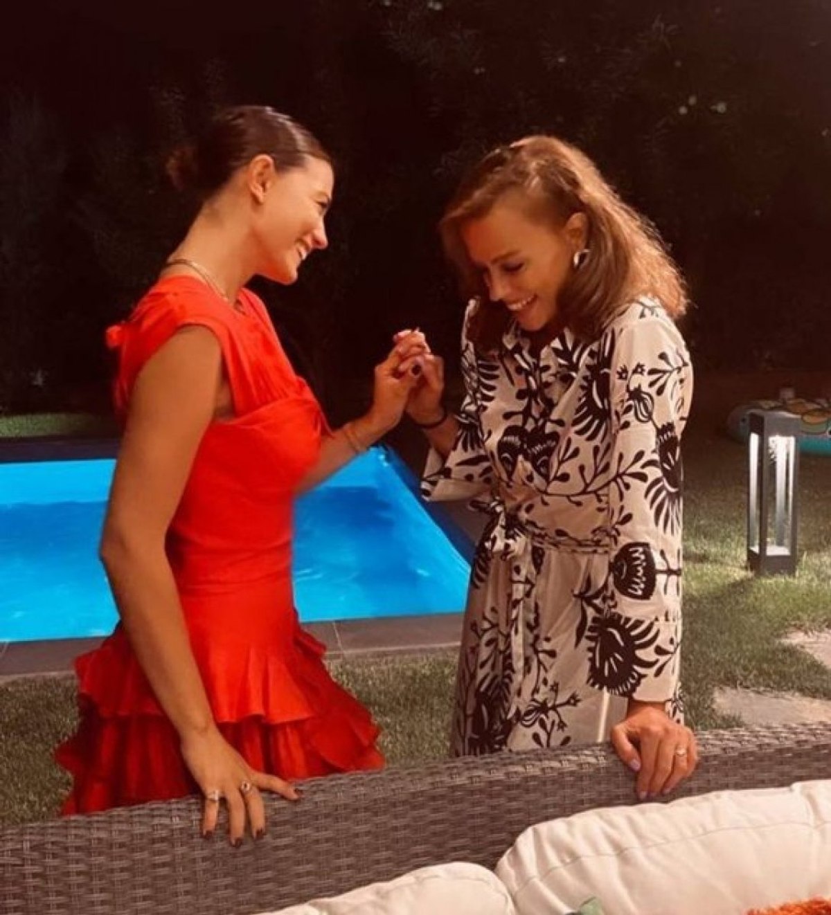 Demet Özdemir ablası Derya Özdemir ile küs mü? Resmen patladı...