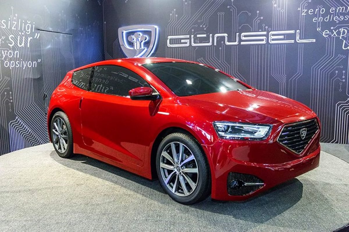 KKTC'nin yerli otomobili Günsel, IAA Mobility Fuarı'nda sahne aldı
