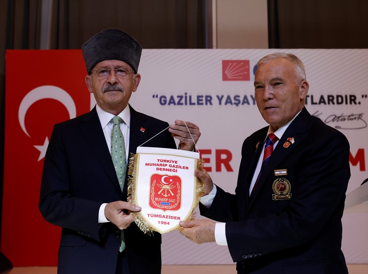 Kemal Kılıçdaroğlu: Sorunları dostlarımızla beraber çözeceğiz