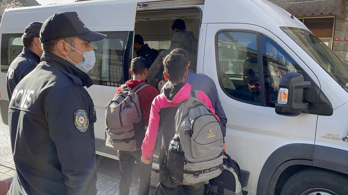 Kırklareli'nde 7 düzensiz göçmen yakalandı