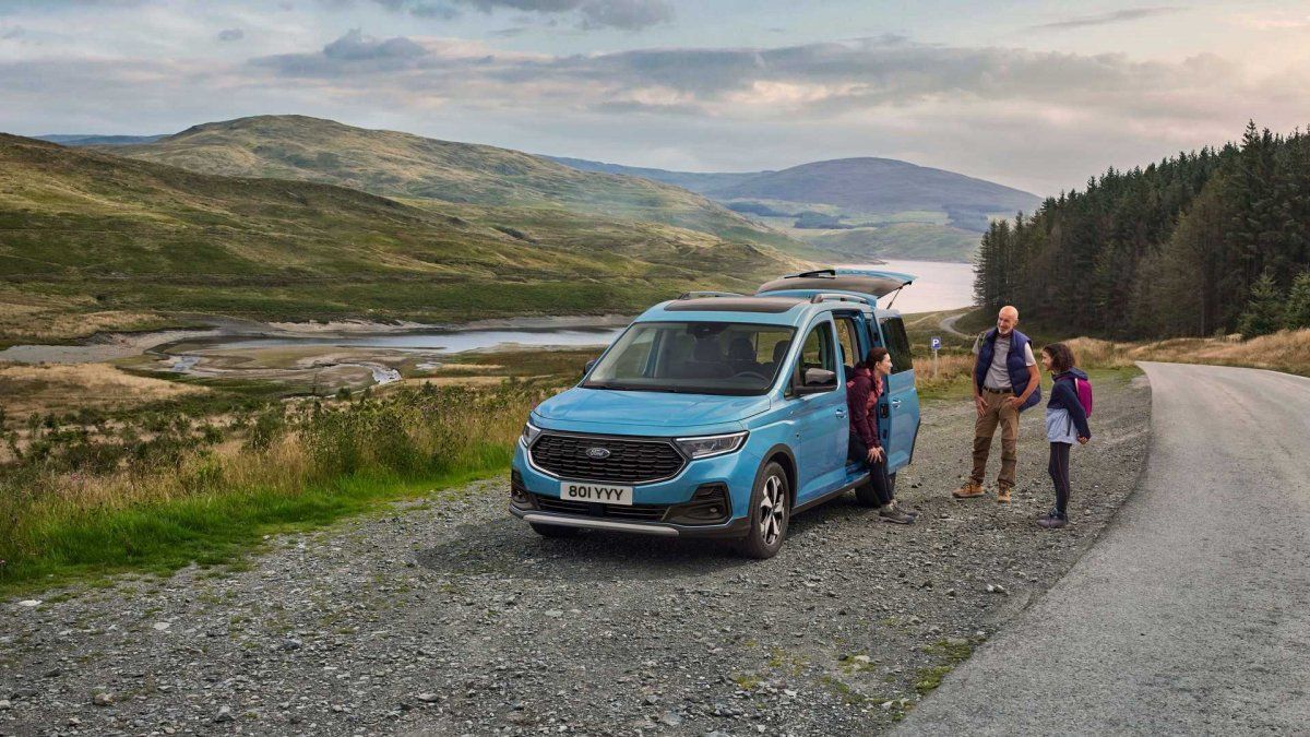 2021 Ford Tourneo Connect tanıtıldı: İşte öne çıkan detaylar