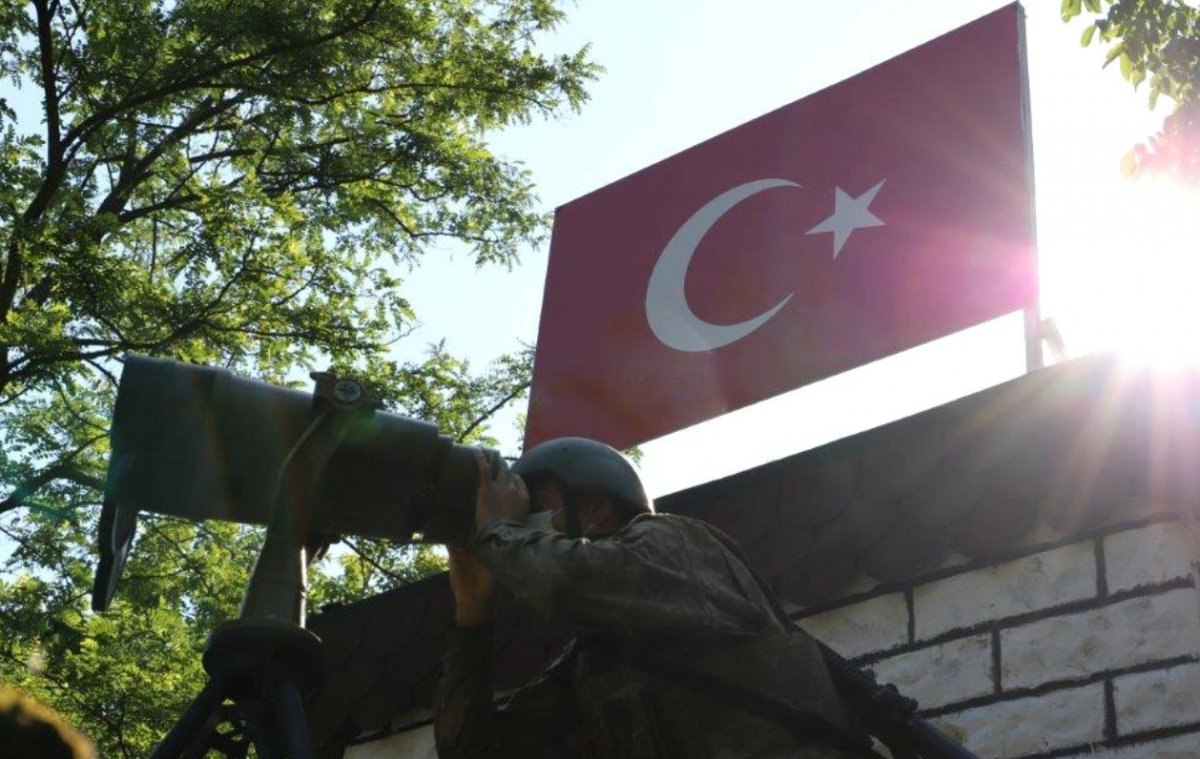 Hudut Kartalları sınırda 10 teröristi yakaladı