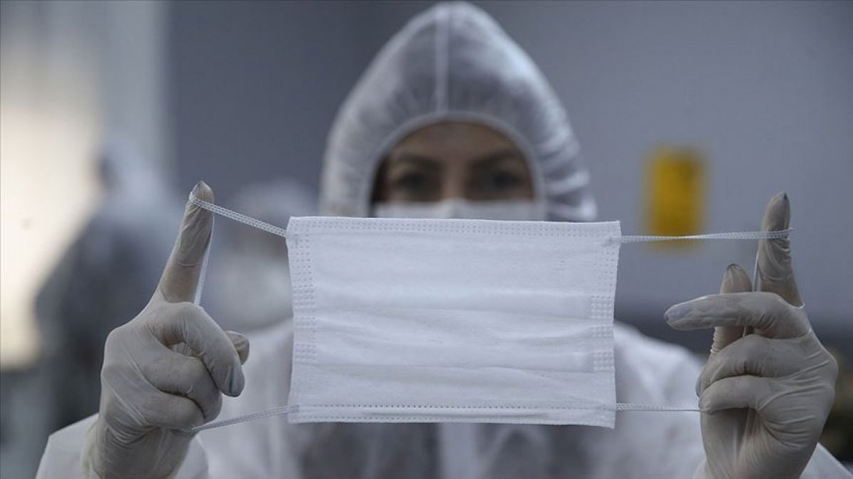 Salgın sürecinde bir ayda 129 milyar maske tüketildi