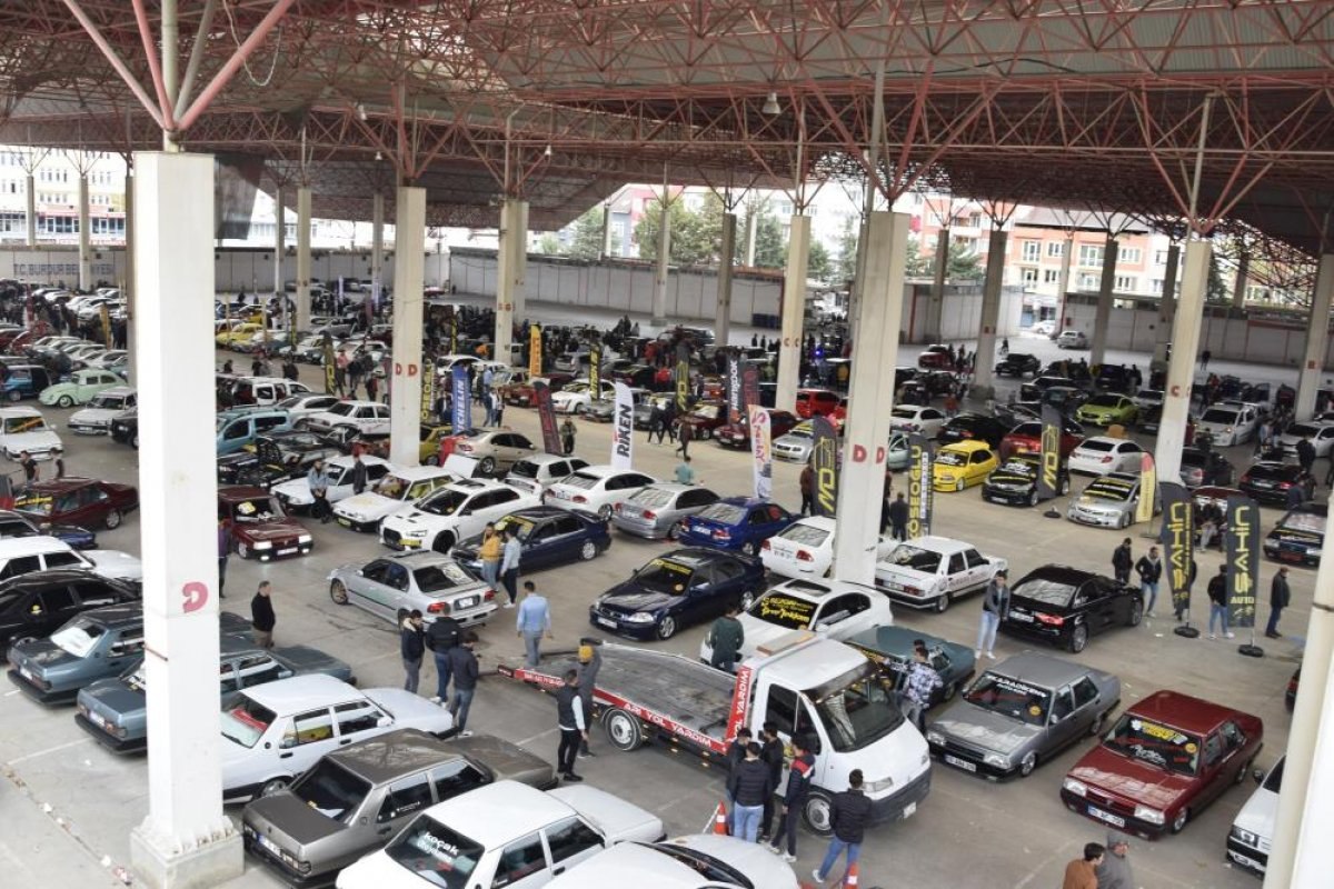 Modifiye tutkunları Burdur'da bir araya geldi