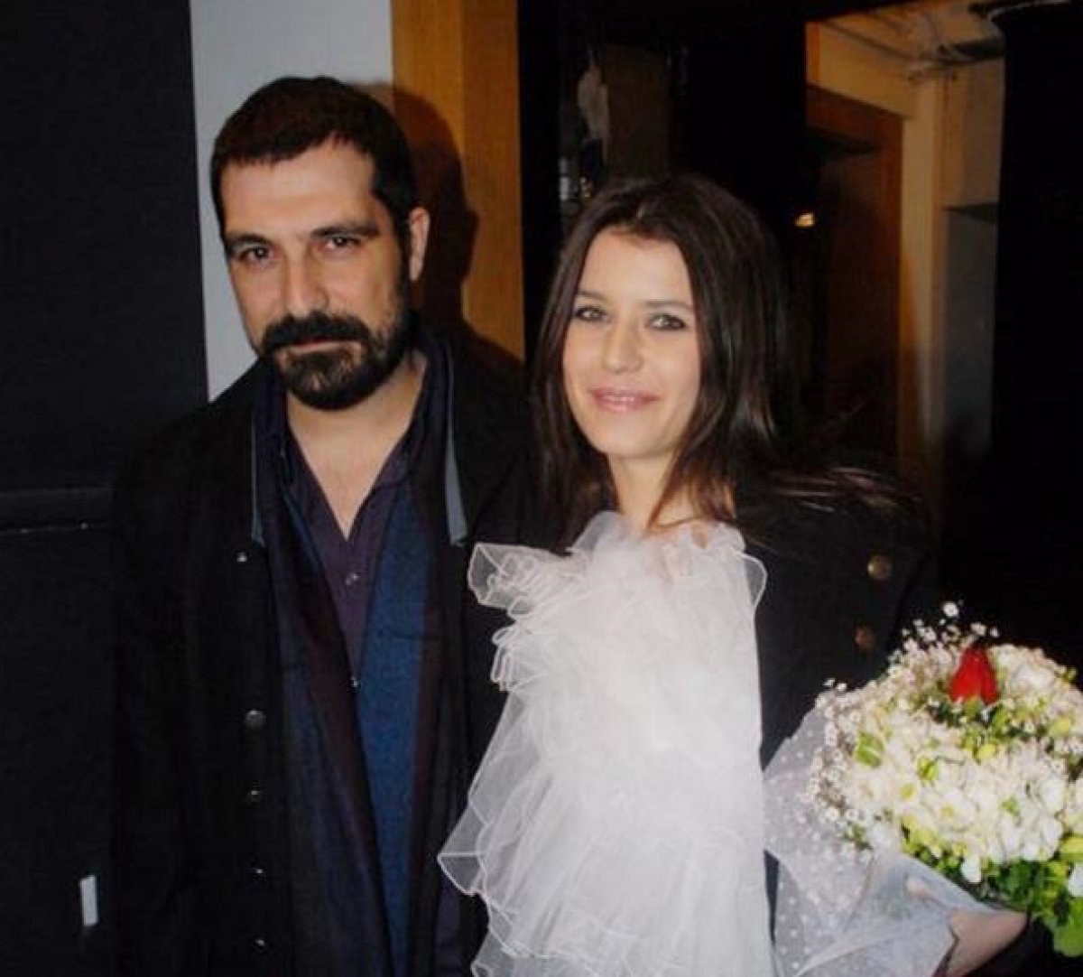 Beren Saat'in eski sevgilisi bakın hangi ünlü isim çıktı