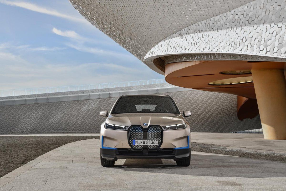 Elektrikli BMW iX özellikleri ve Türkiye fiyatı