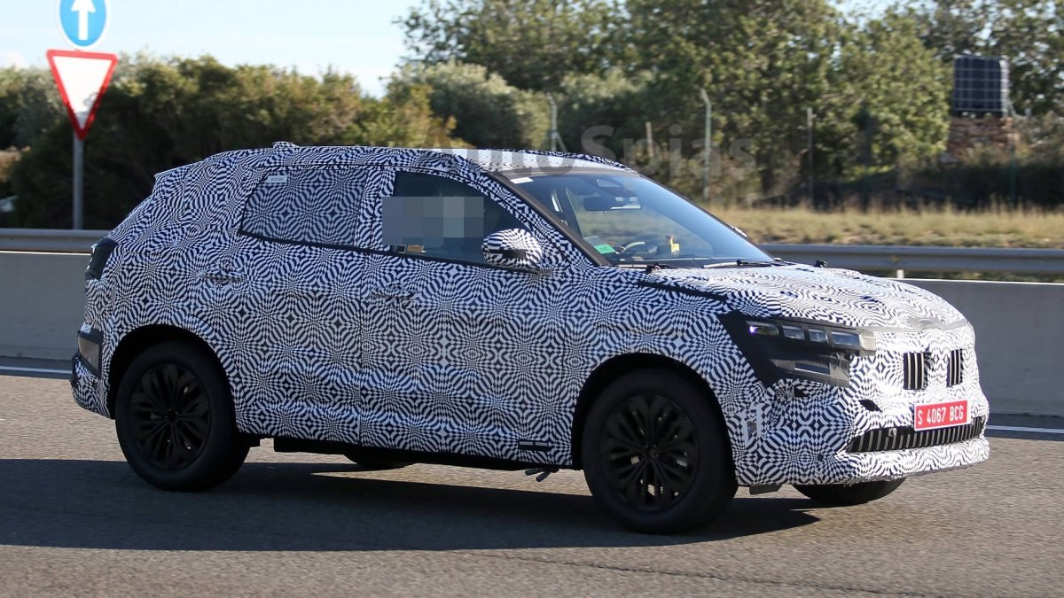 Renault Kadjar'ın yerini alacak Austral, tasarımıyla öne çıkacak