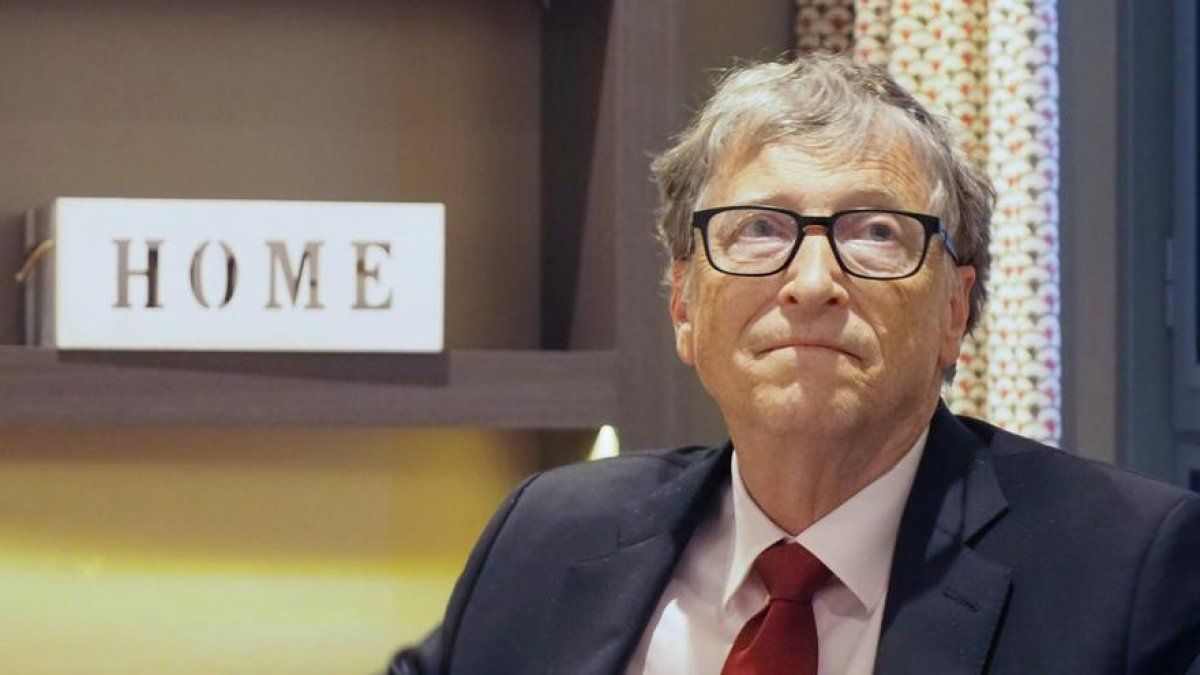 Bill Gates'in Omicron tahmini: Mart ayında biter