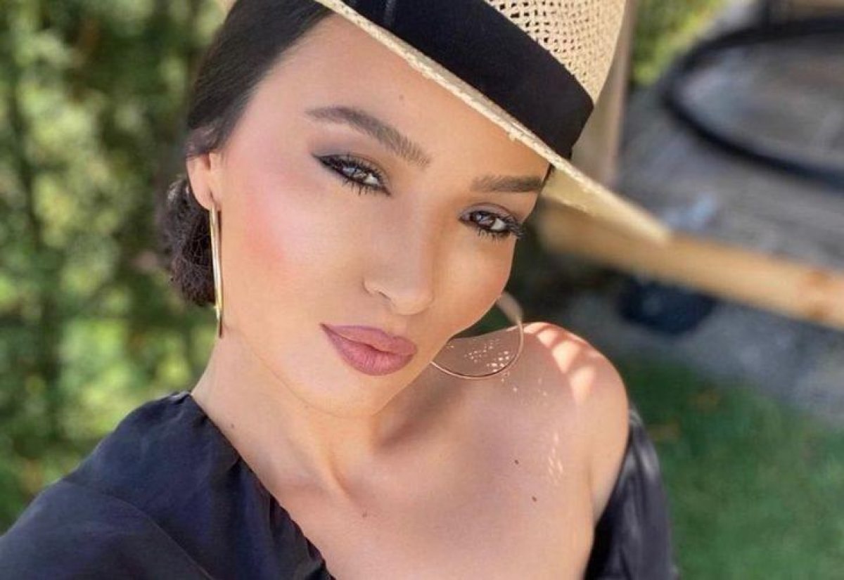 Ekranların işveli cilveli yüzüydü! Çarkıfelek hostesi Emel Özkızıltaş'ın asıl mesleği bakın neymiş