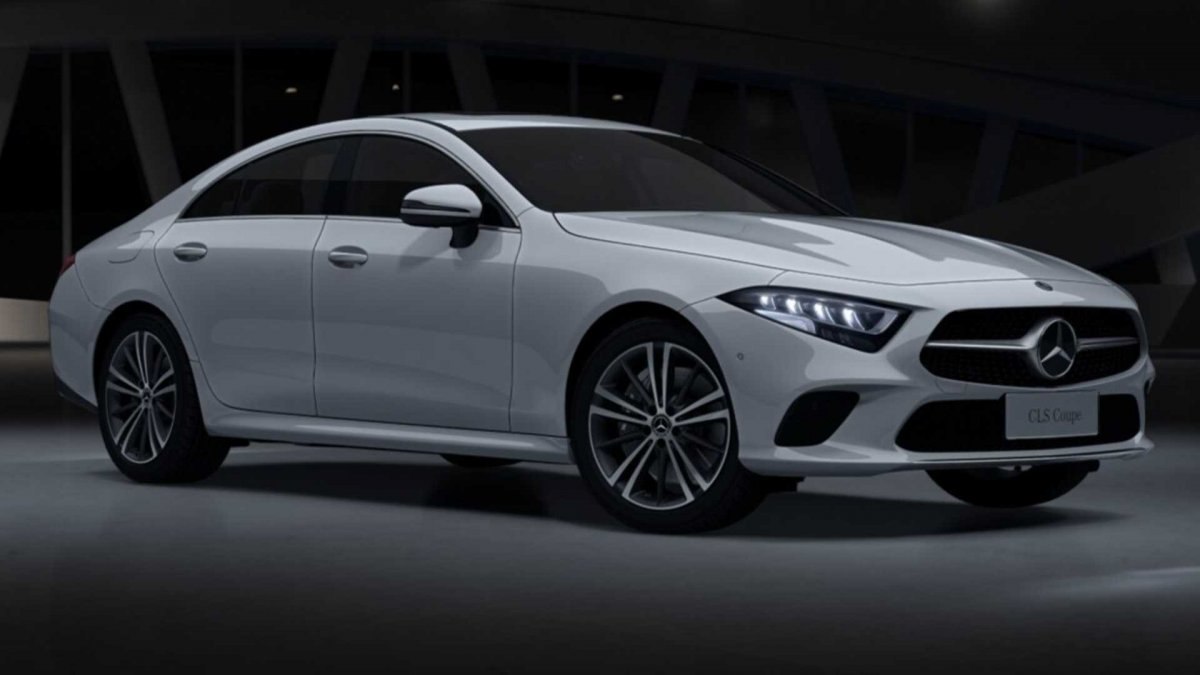 Alman devi Mercedes'e Çin'de ırkçılık suçlaması