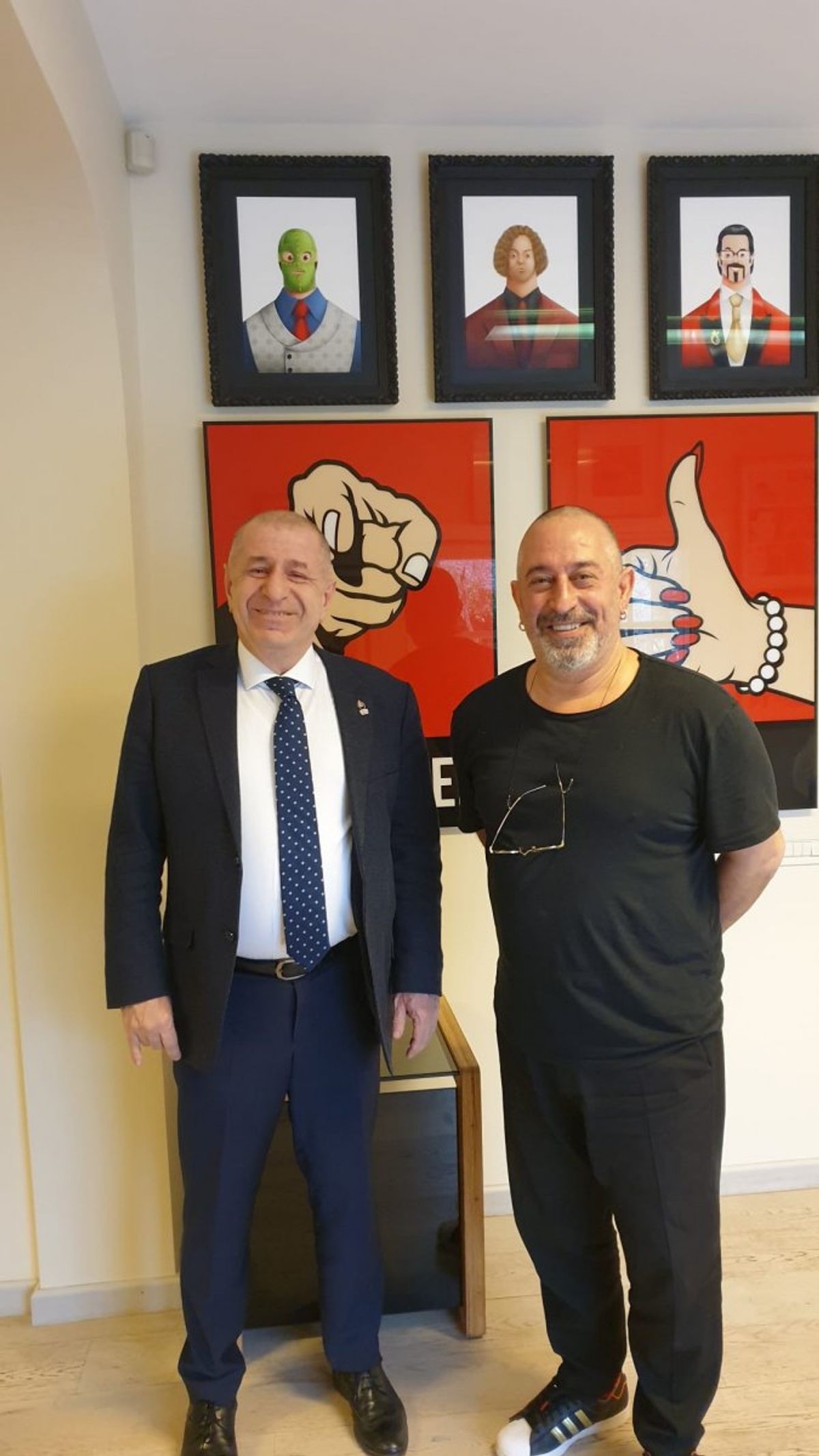 Ümit Özdağ ve Cem Yılmaz buluştu
