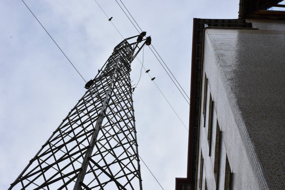 Rize'de ilçenin sembolü olan elektrik direği kaldırılacak