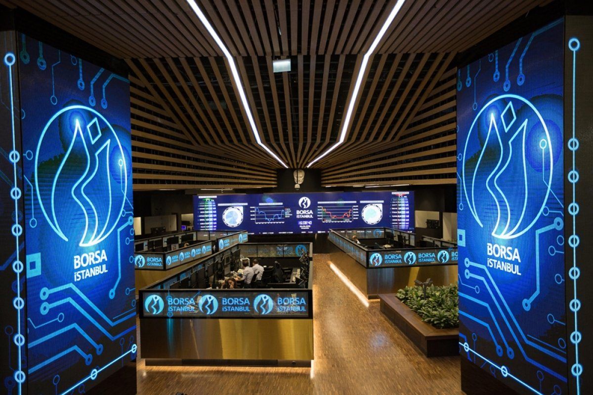 Dolar 13,83, euro da 15,62 liradan haftayı kapattı