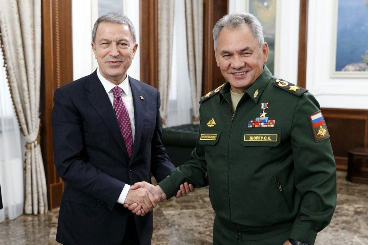 Hulusi Akar, Rus mevkidaşı ile görüştü