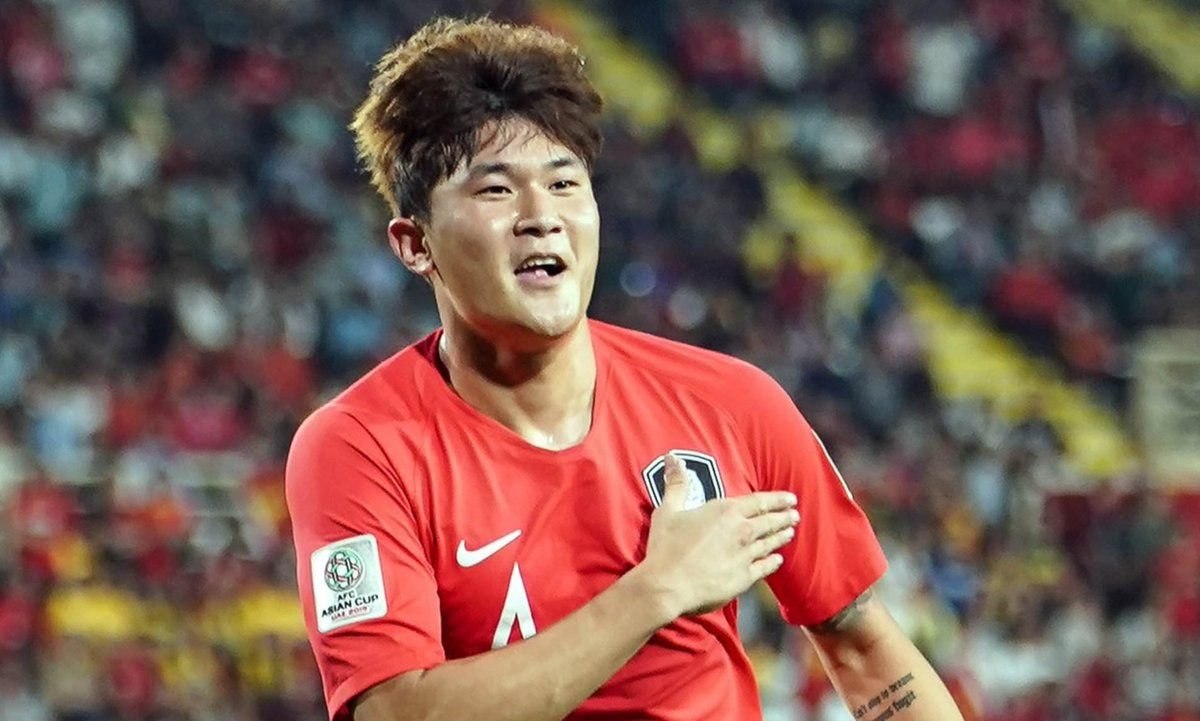 Kim Min-Jae'ye scout markajı