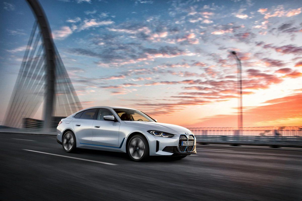 Elektrikli BMW i4 Türkiye'de satışta: İşte fiyatı ve özellikleri