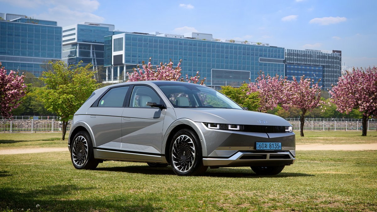 Hyundai, ilk 2 ayda 74 bin elektrikli araç sattı