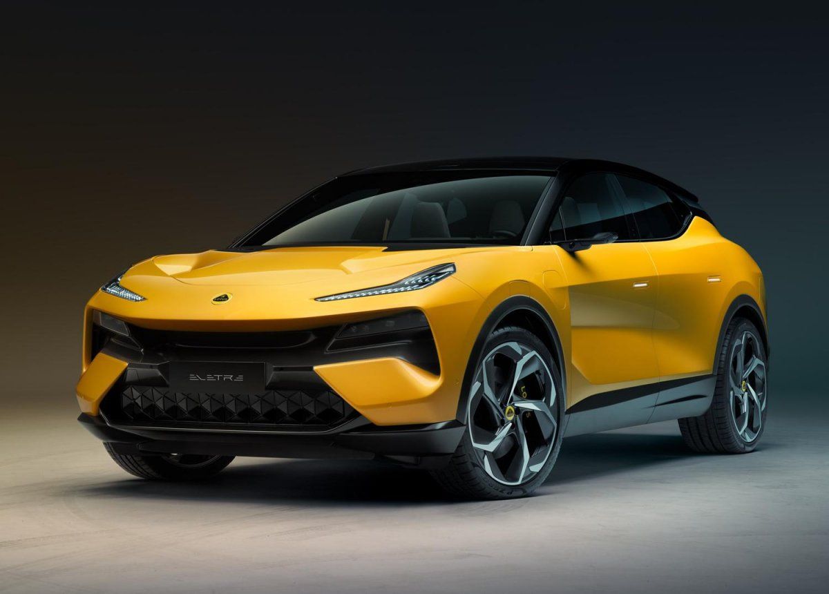 600 beygirlik elektrikli SUV Lotus Eletre tanıtıldı