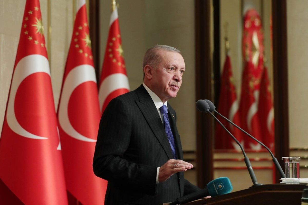 Cumhurbaşkanı Erdoğan öğretmenlerle iftar yaptı