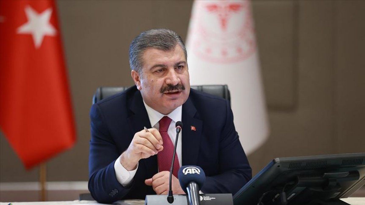Fahrettin Koca, Uzmanlık Eğitiminde Adalet Kanunu'nun ayrıntılarını açıkladı
