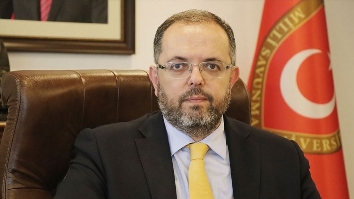 Erhan Afyoncu’dan 1915 olaylarına ‘soykırım’ diyenlere tepki