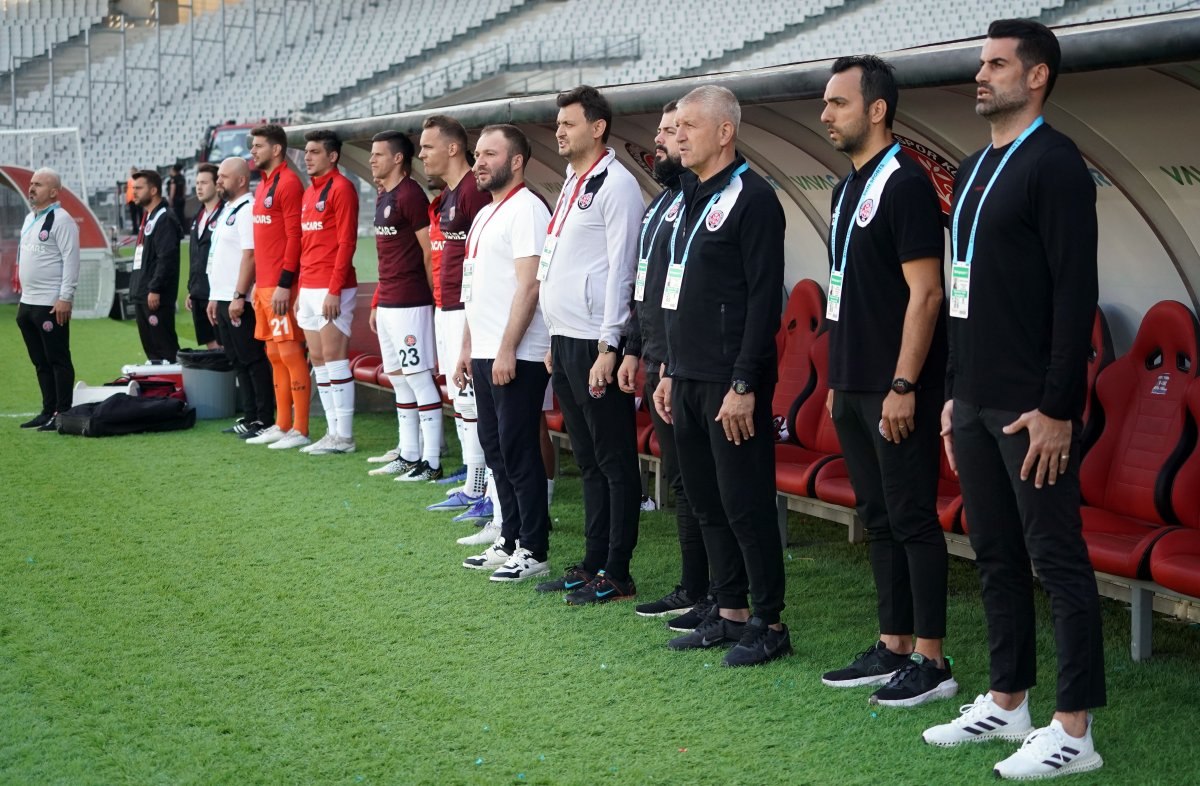 Fatih Karagümrük'te Volkan Demirel dönemi sona erdi