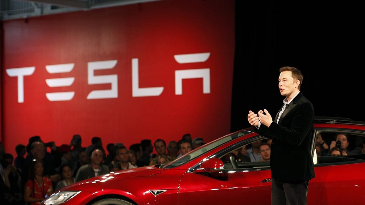 Tesla'nın ikinci çeyrek üretim ve satış rakamlarında düşüş var