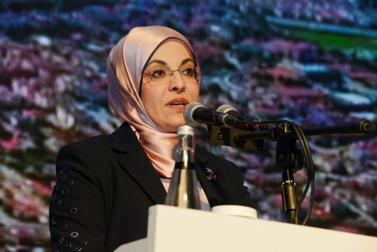 Fatma Toru kimdir?