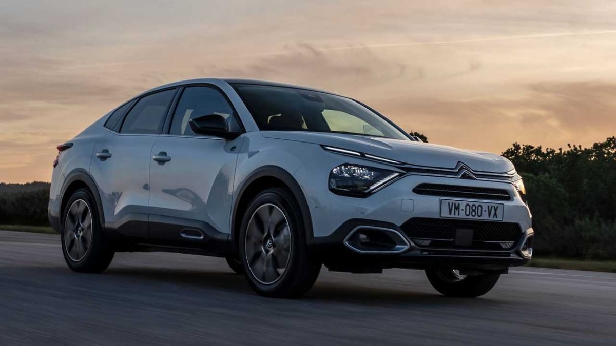 Citroen C4 X, Türkiye'de tanıtıldı