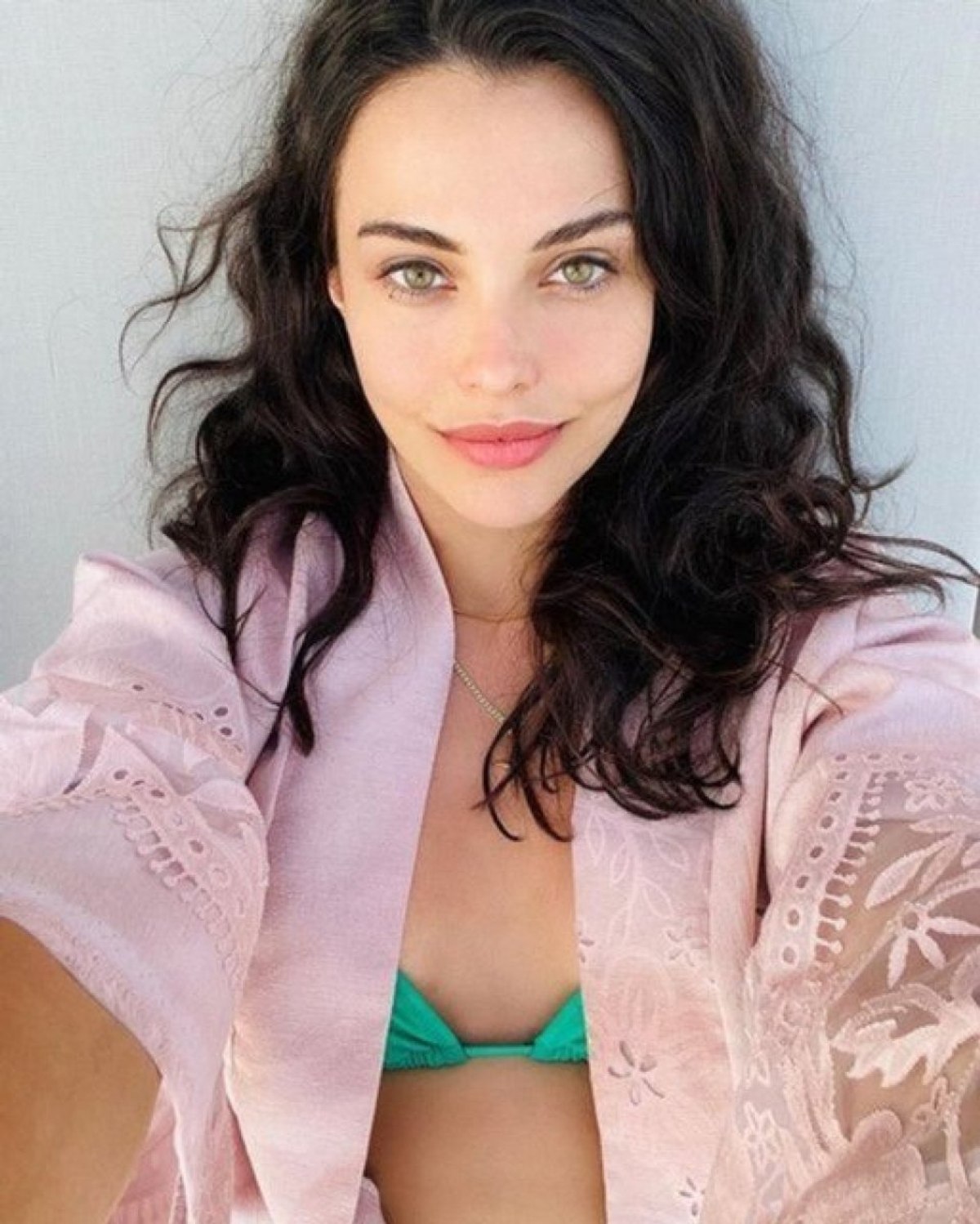 Tuvana Türkay'ın yeni sevgilisi İzzet Antebi
