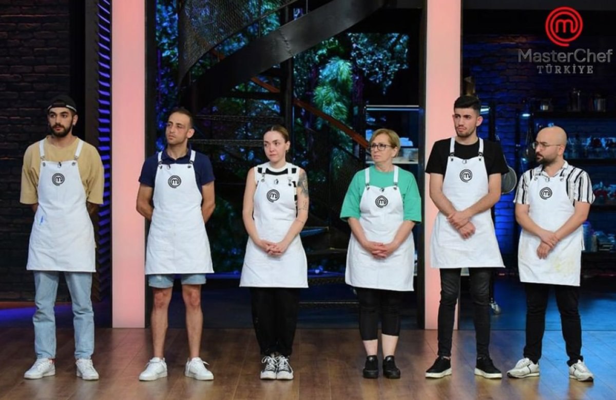 MasterChef Türkiye'de ana kadroya giren 17. isim belli oldu! Son 1 önlük kaldı..