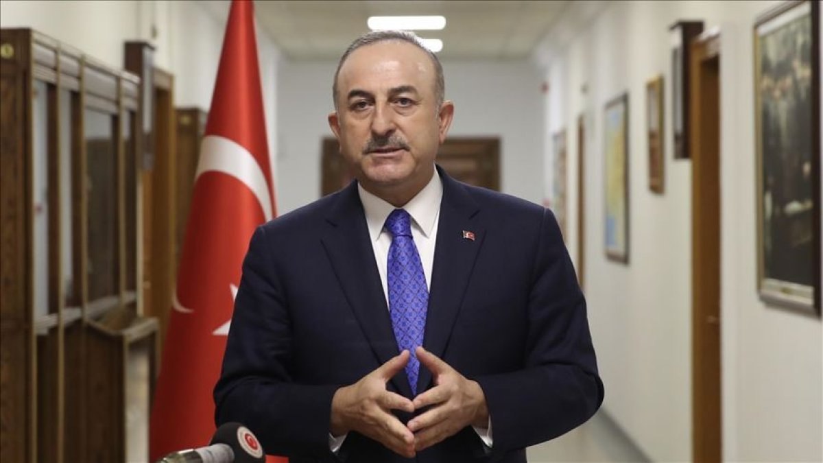 Mevlüt Çavuşoğlu'ndan Miçotakis'e yanıt