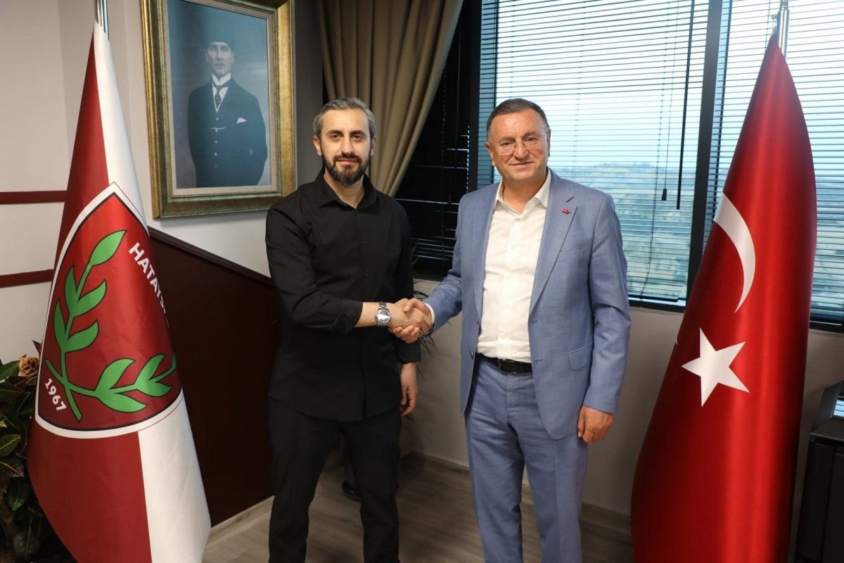 Hatayspor'da Serkan Özbalta istifa etti