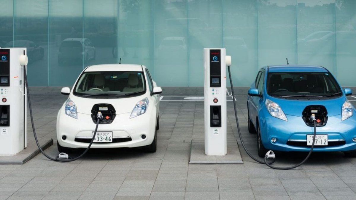 Dünyada elektrikli araç satışları artıyor