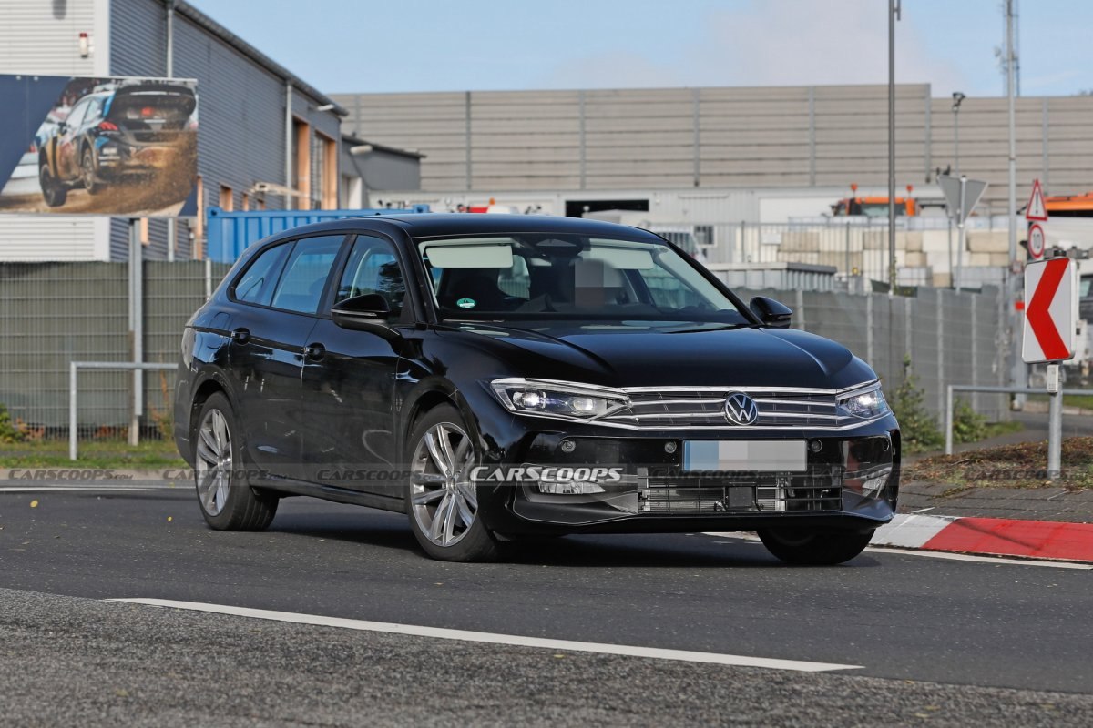 Şarj edilebilir hibrit Volkswagen Passat, kameralara yakalandı