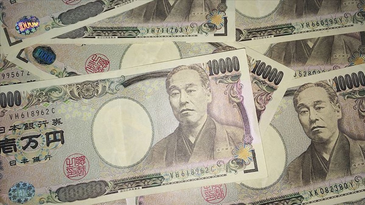 Japonya, 'spekülatif yen' hareketlerine müdahalesini sürdürecek