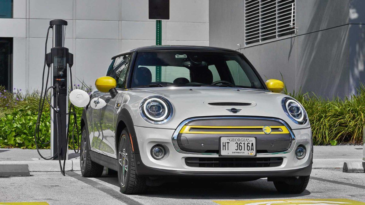 Elektrikli Mini üretimi İngiltere'den Çin'e kayıyor